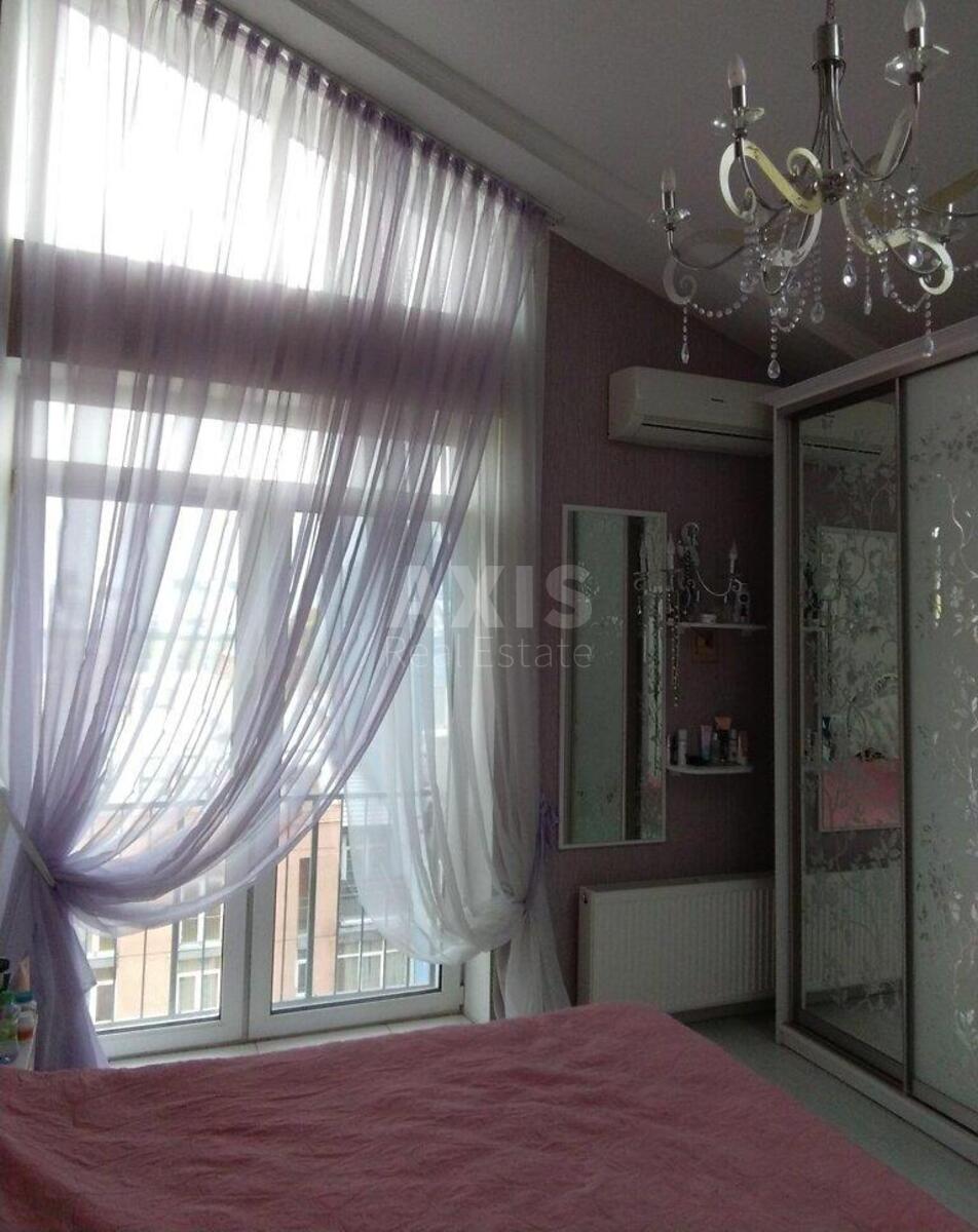 4k apartment vul. Regeneratorna 4, корп. 52
