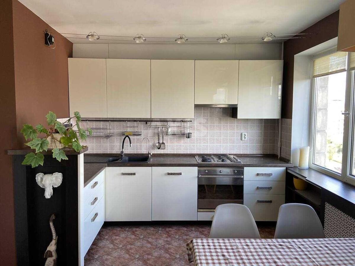 2k apartment vul. Malynovs'kogo Marshala 25