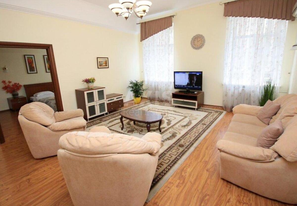 2к квартира ул. Крещатик 152