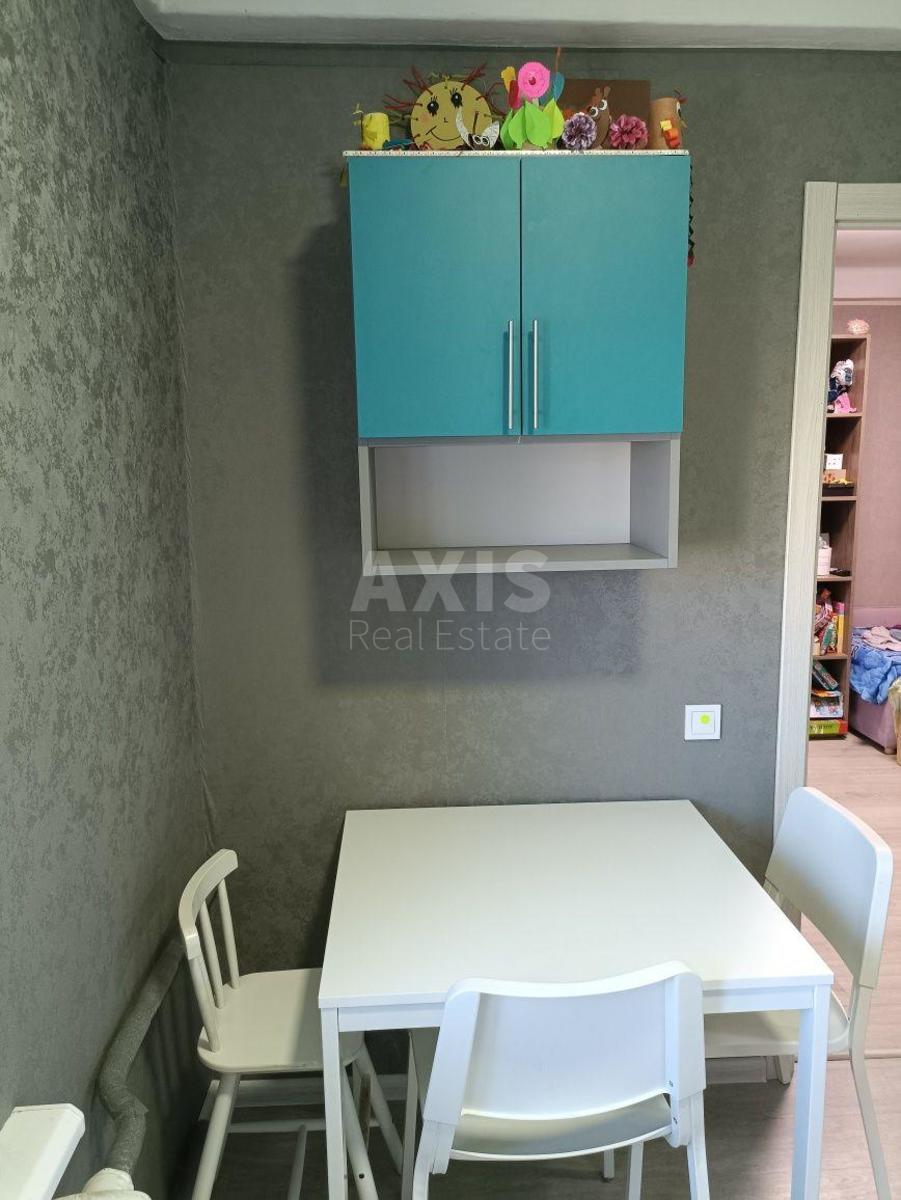 1k apartment vul. Bratyslavs'ka 300