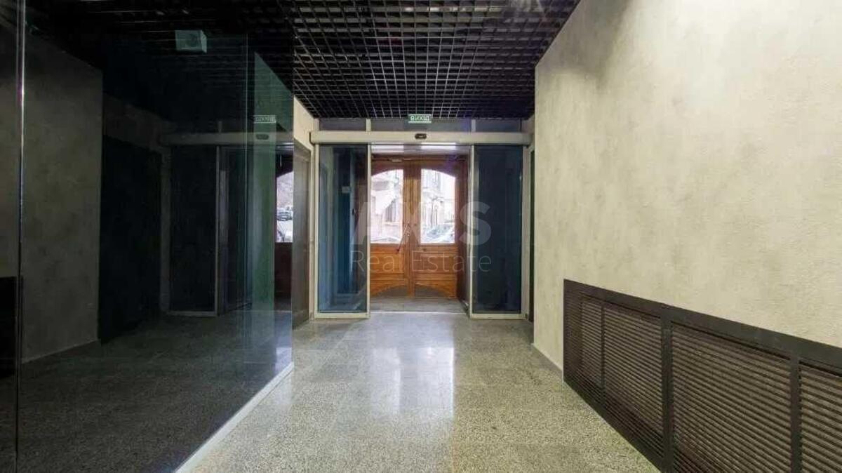 Office vul. Vozdvyzhens'ka 48, 257m28