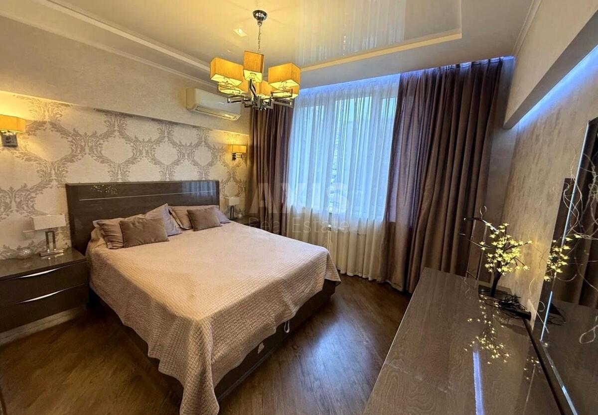 3k apartment vul. Dmytrivs'ka 2637793