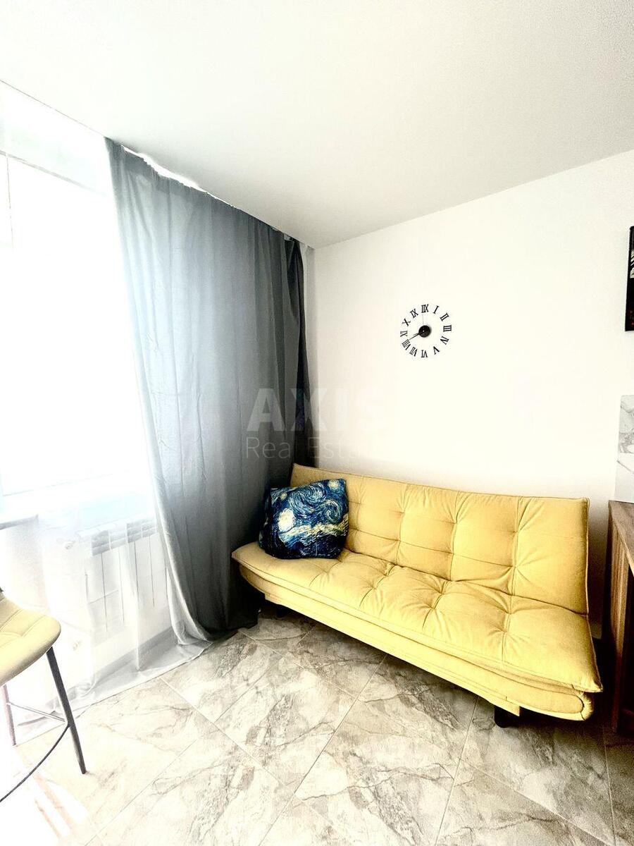 1k apartment vul. Strokacha Tymofija 93