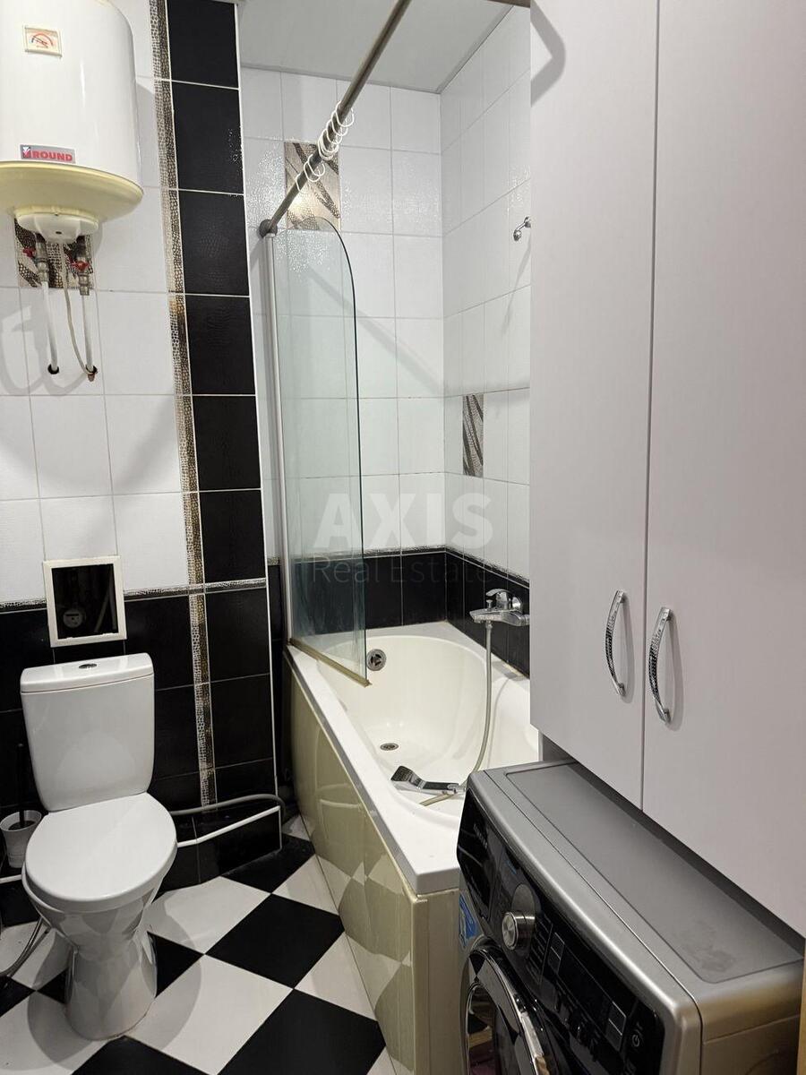 3k apartment nab. Dniprovs'ka 25564895