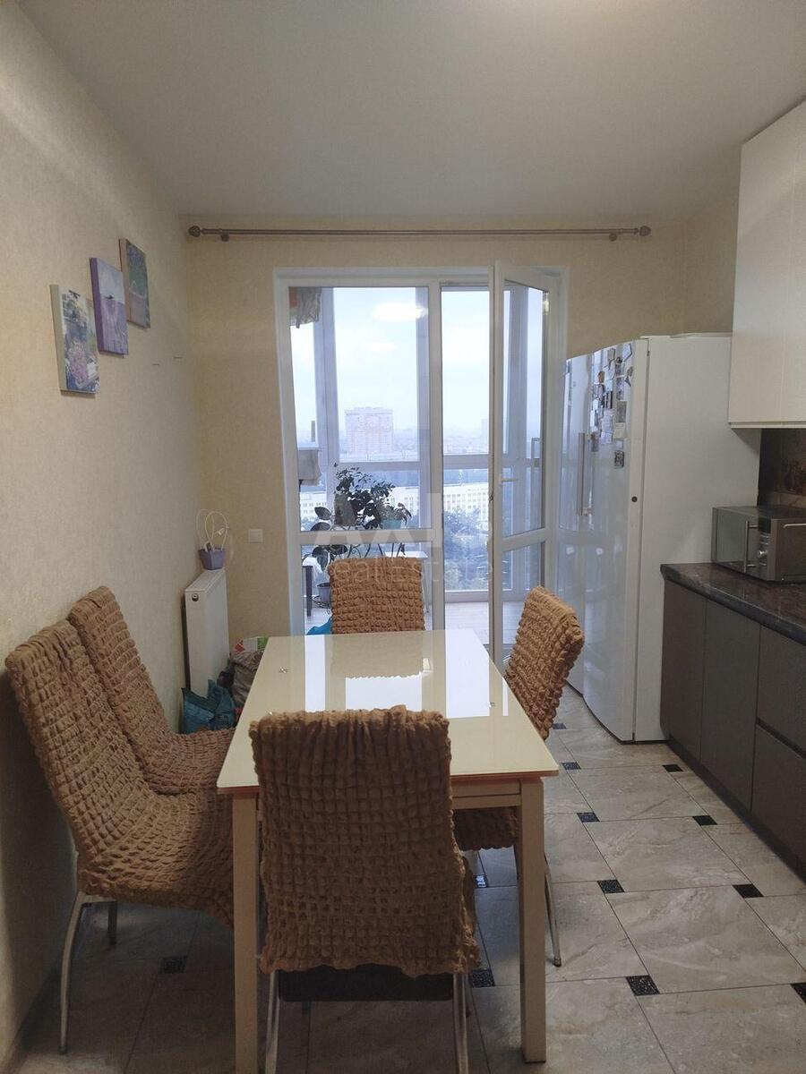 3k apartment vul. Voskresens'ka 14610901