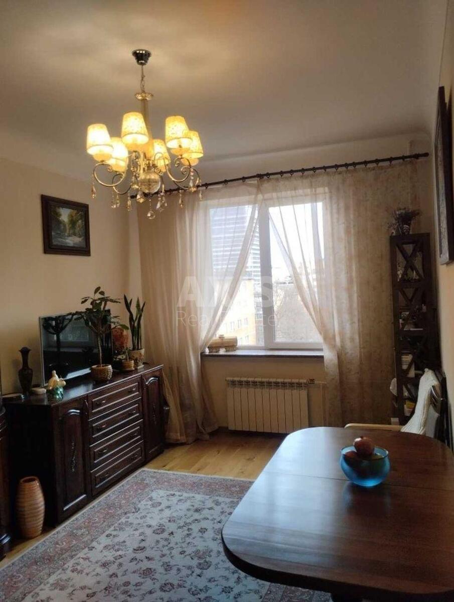 2k apartment vul. Stel'maha Myhajla 154