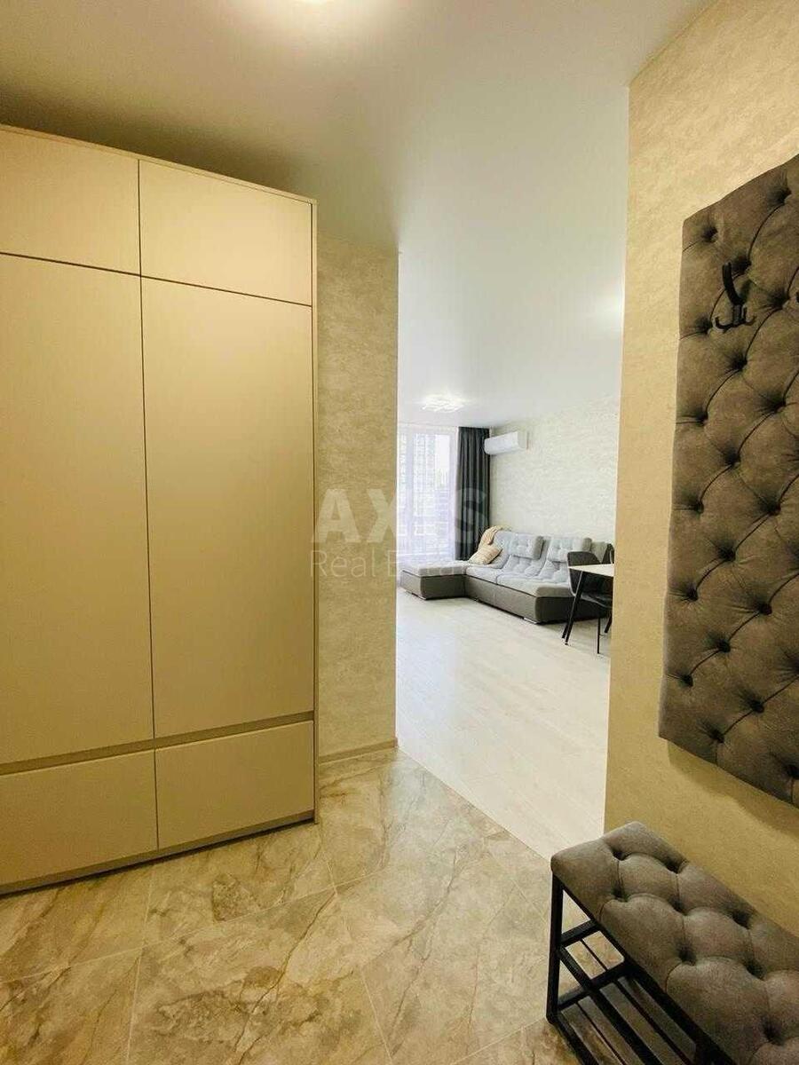 1k apartment vul. Rodyny Kristeriv 167
