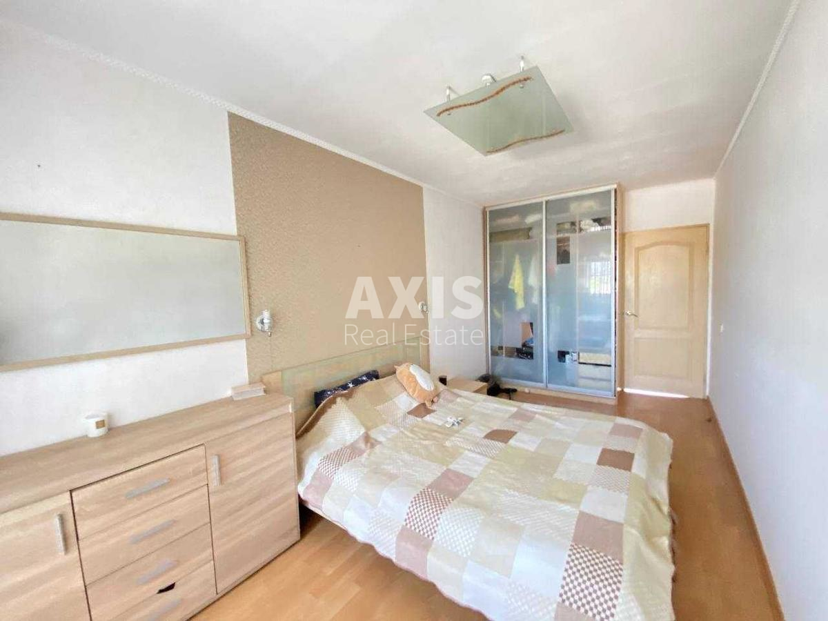 3k apartment vul. Avtozavods'ka 412