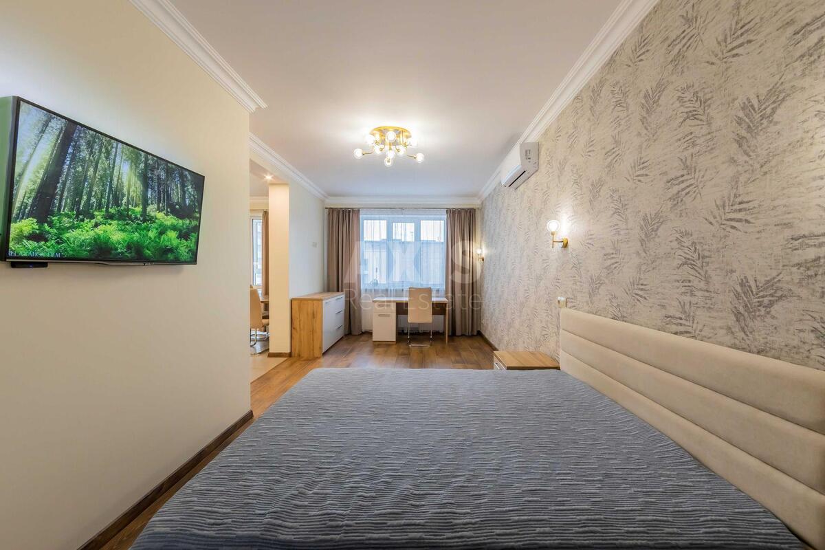 1k apartment vul. Polupanova 16574036