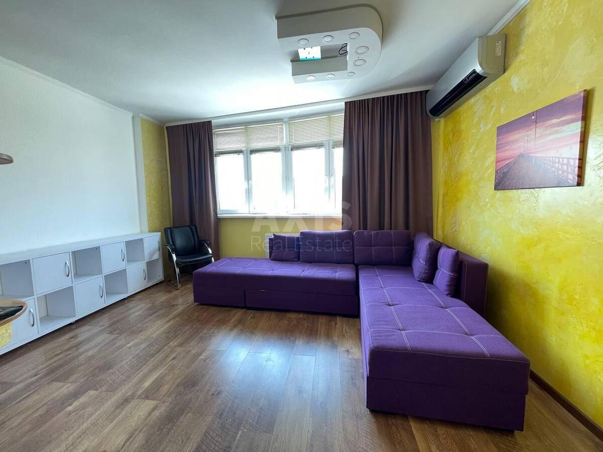 3к квартира ул. Семьи Кульженков 33577072