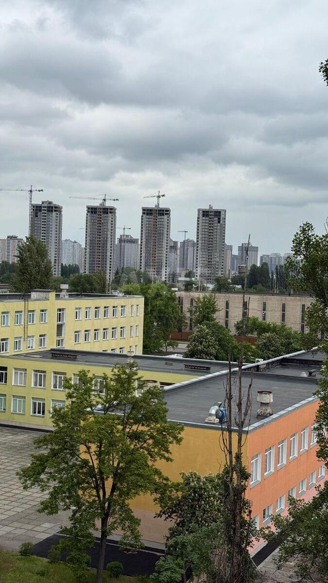 2к квартира наб. Днепровская 112