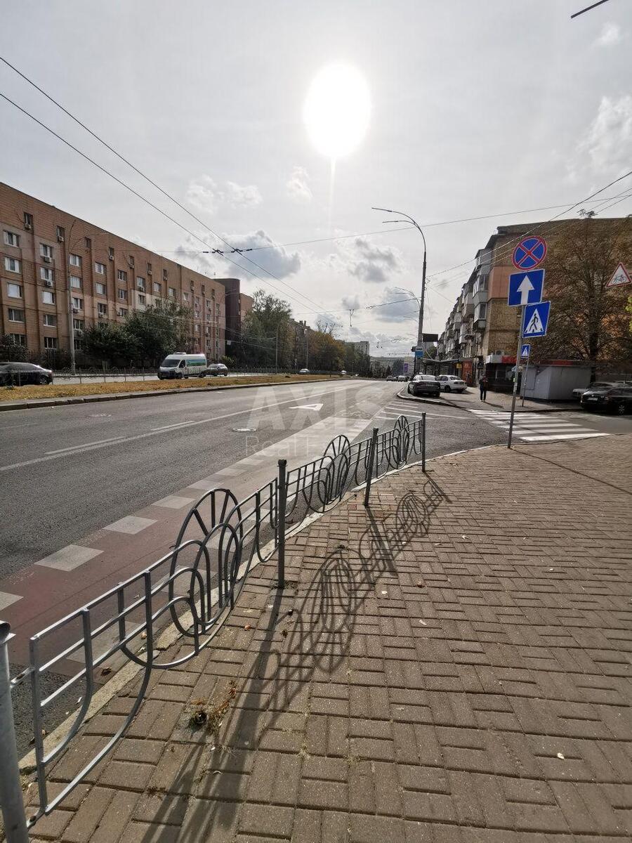 Trade object vul. Moskovs'ka 46/2, 100m210
