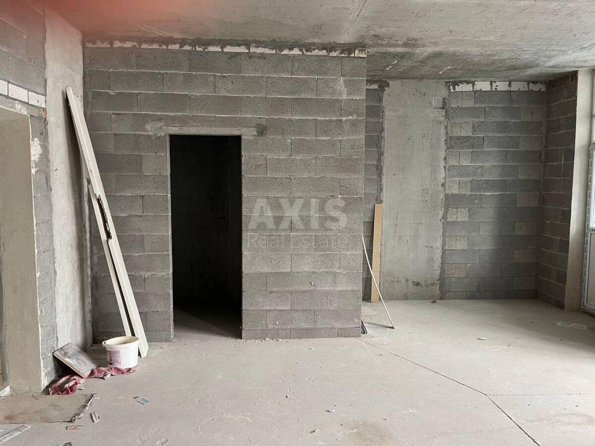 3k apartment vul. Urlivs'ka 23Б628103