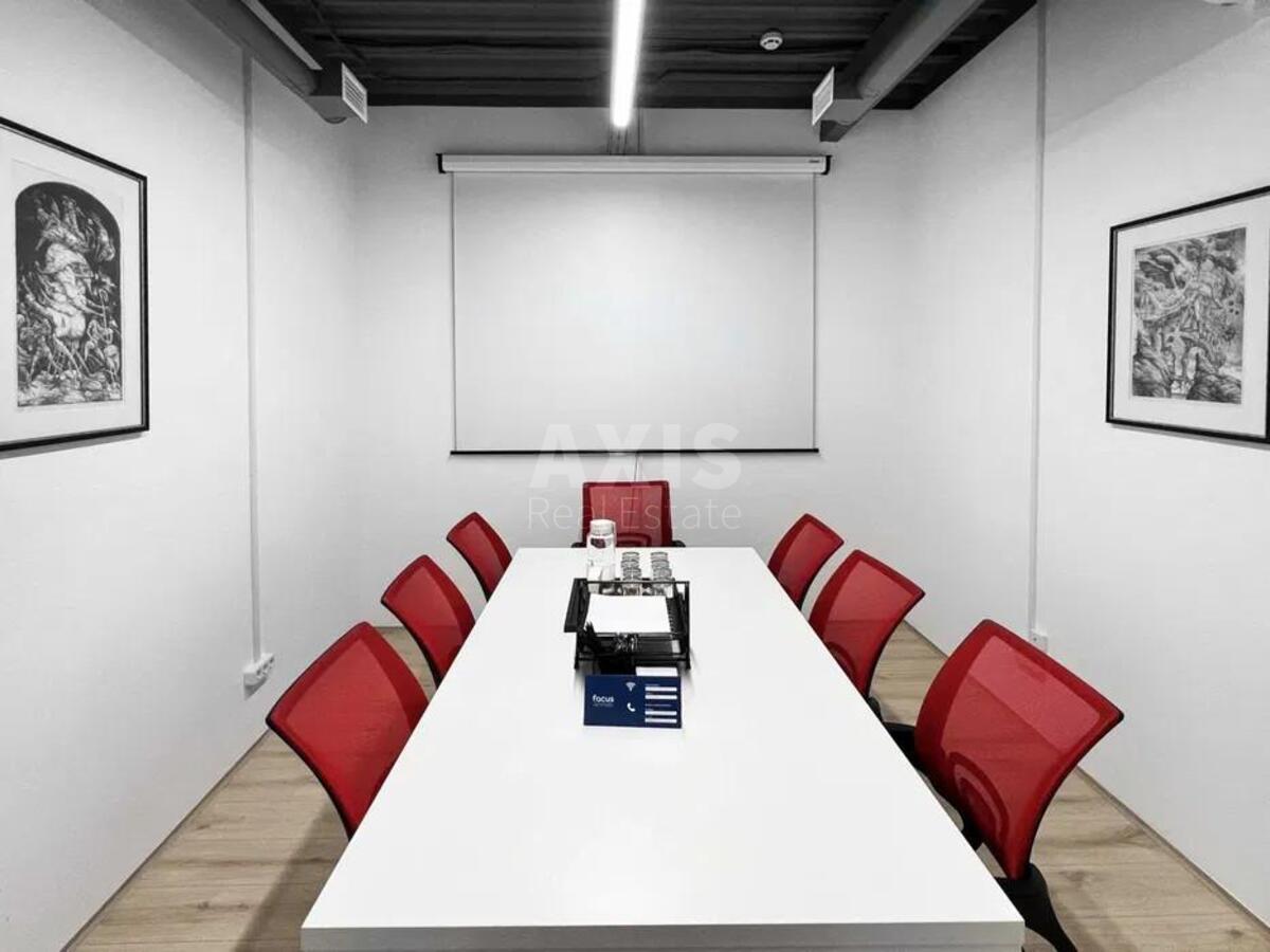 Office vul. Rustaveli Shota 11, 21m24