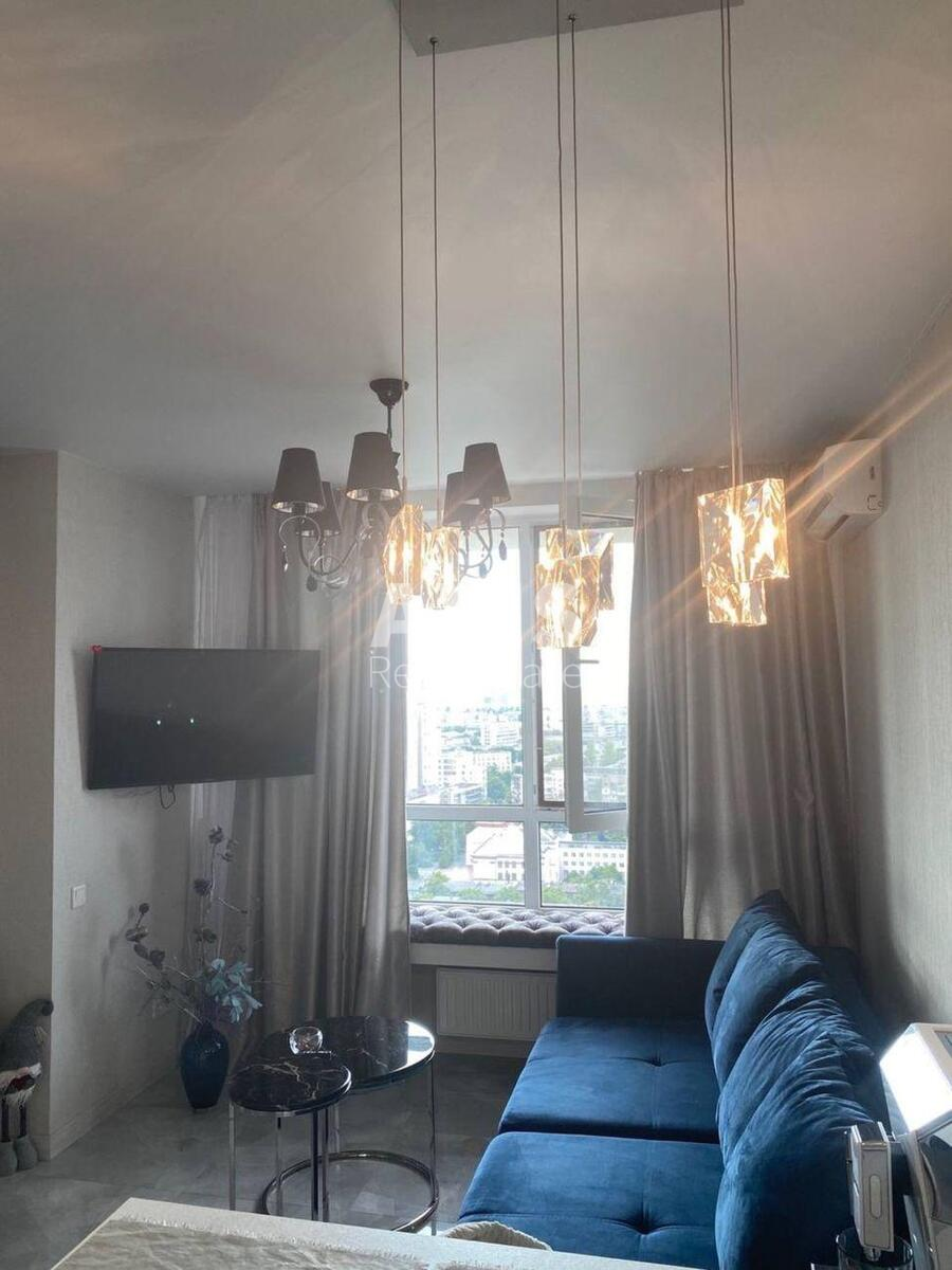 1k apartment vul. Universytets'ka 23599856