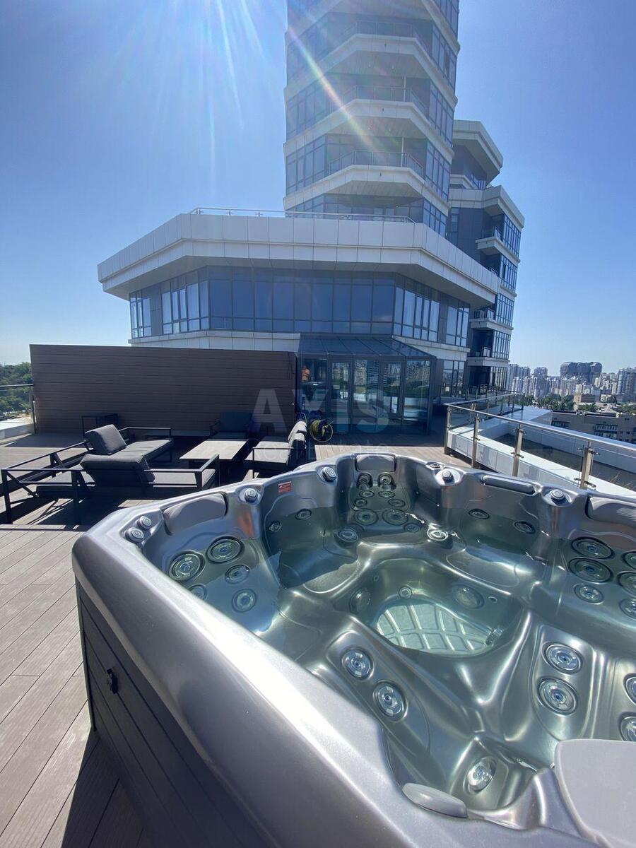 4k apartment vul. Strutyns'kogo Sergija 25895419