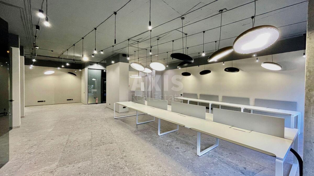 Office vul. Jevgena Konoval'cja 36Д, 253m20