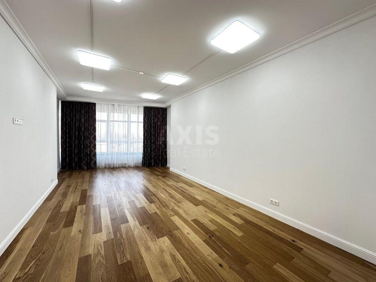 3k apartment uzv. Klovs'kyj 71