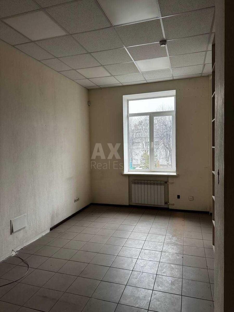 Office pr-t Peremogy 67/1, 140m20