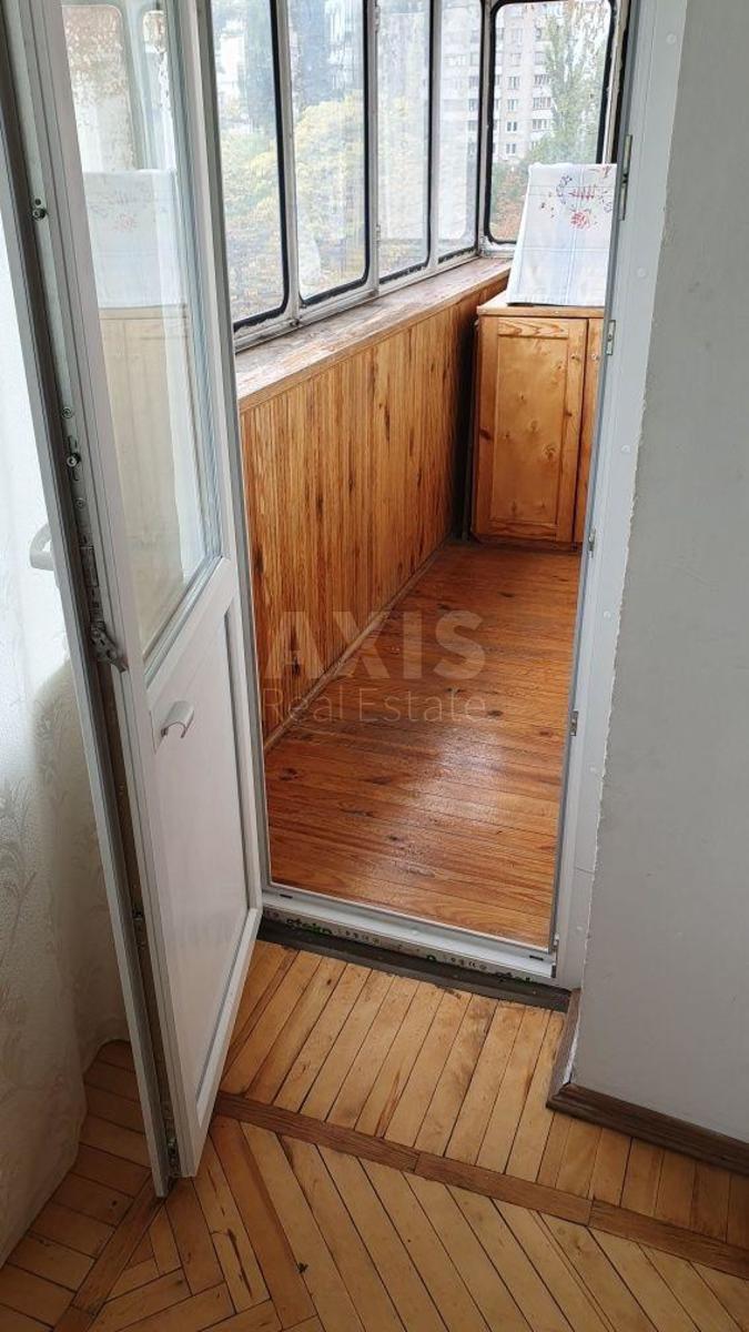 2k apartment vul. Sverstjuka Jevgena 8А9