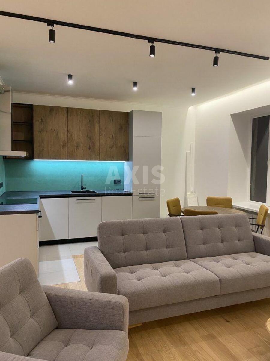 2k apartment vul. Rejtars'ka 212