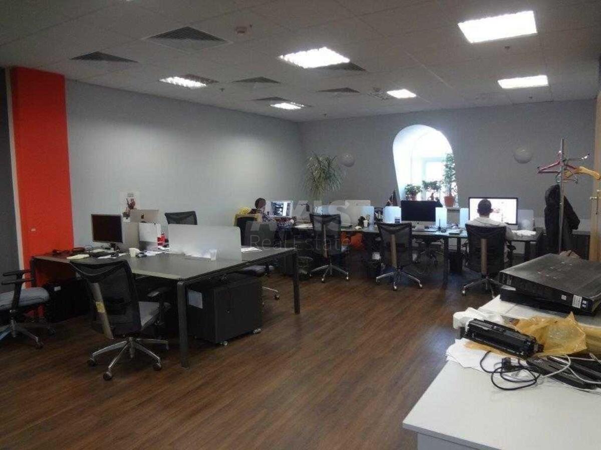 Office vul. Verhnij Val 4, 260m26