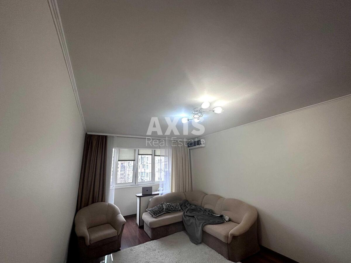2k apartment vul. Virmens'ka 32