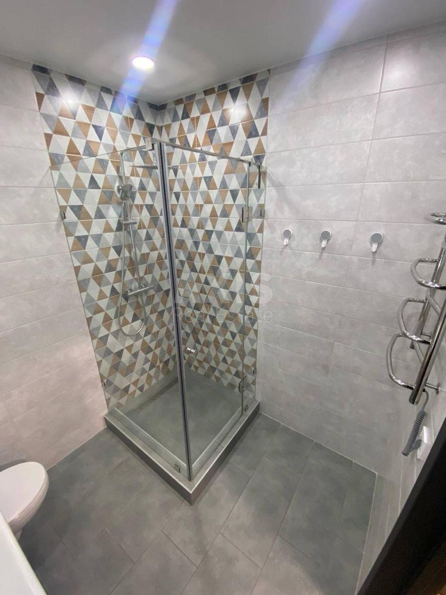 2k apartment vul. Oleksandra Olesja 46
