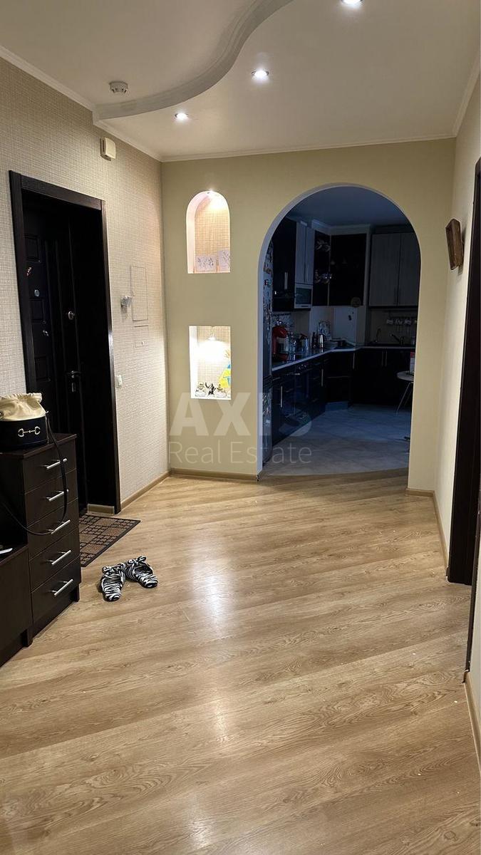 2k apartment nab. Dniprovs'ka 19А7