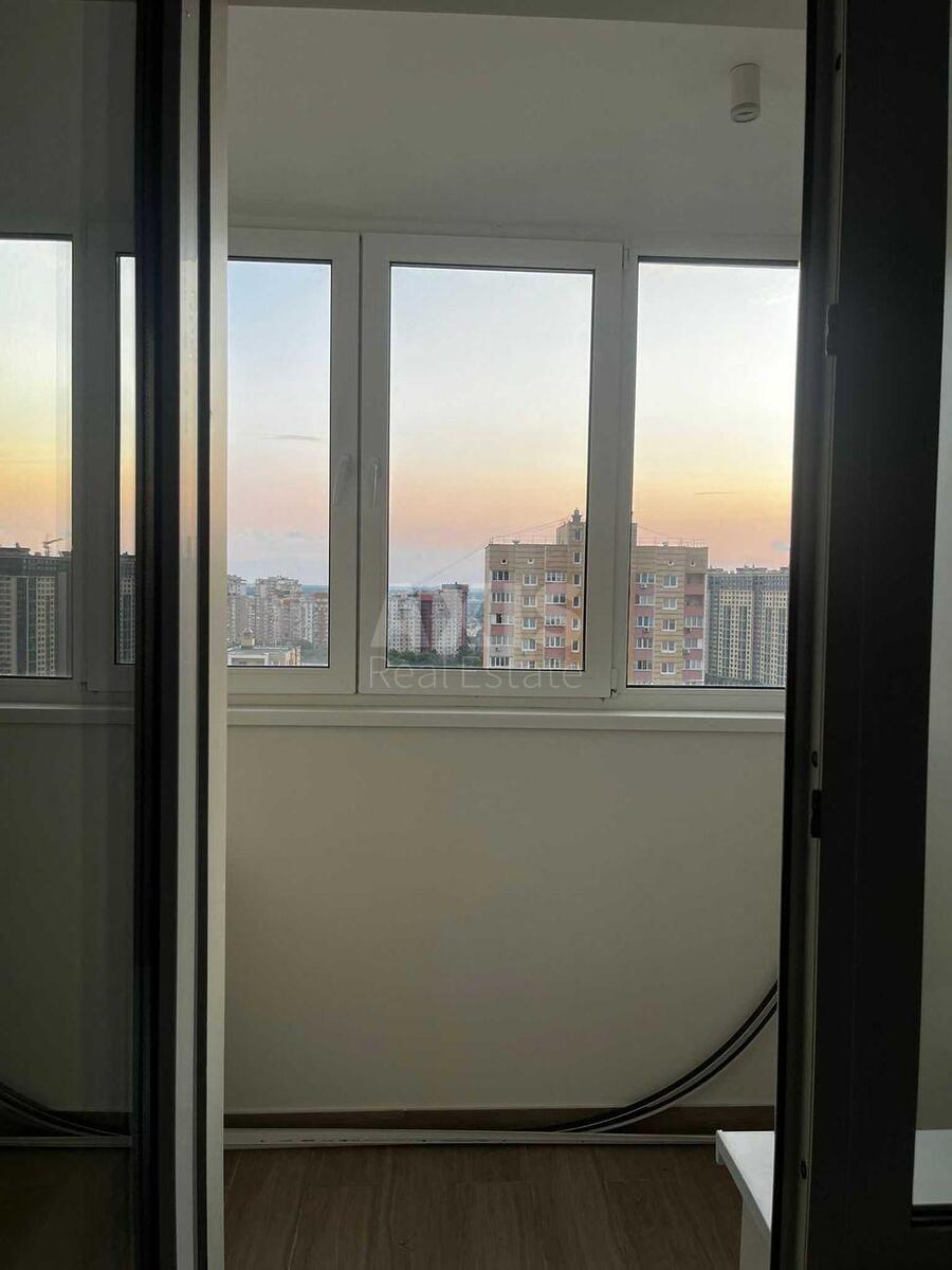1k apartment vul. Myhajla Maksymovycha 7Б570934