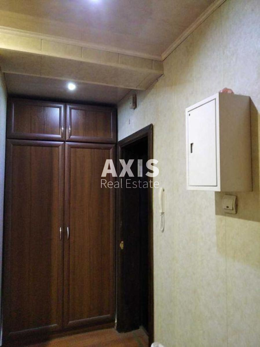 1k apartment vul. Kurchatova Akademika 203