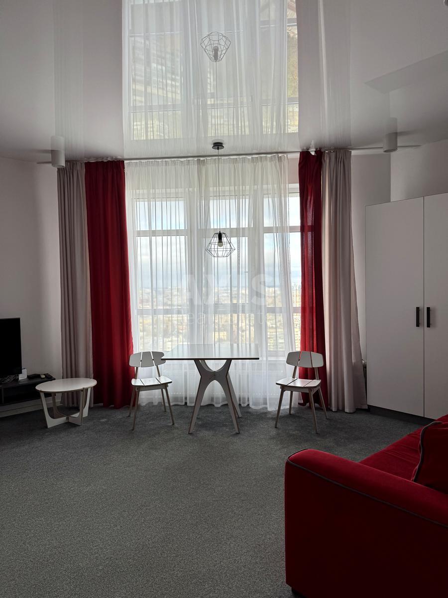 1k apartment uzv. Klovs'kyj 7615523