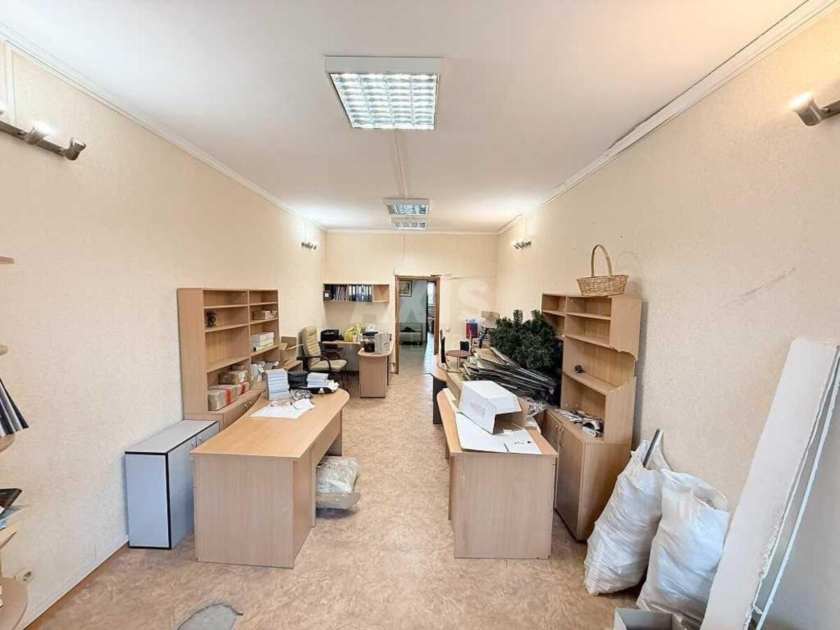 Office vul. Antonovycha 72, 125m2608094