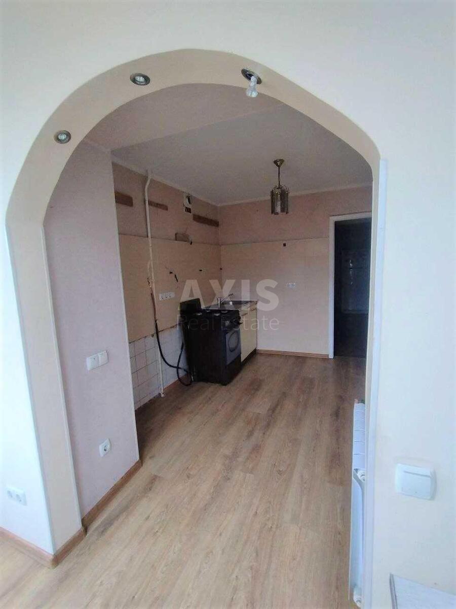 2k apartment vul. Oleksandra Konyskoho 67608384