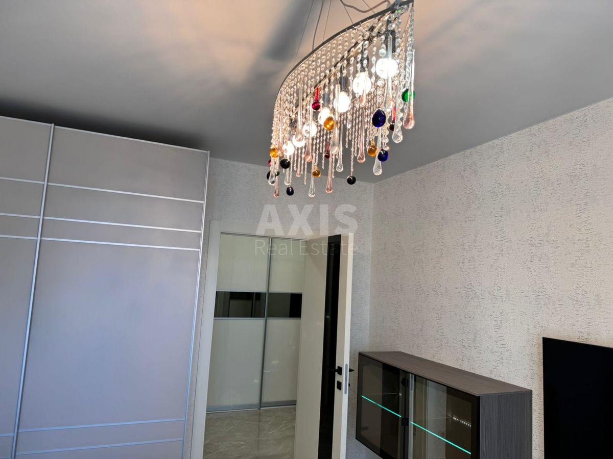3k apartment vul. Zlatoustivs'ka 306