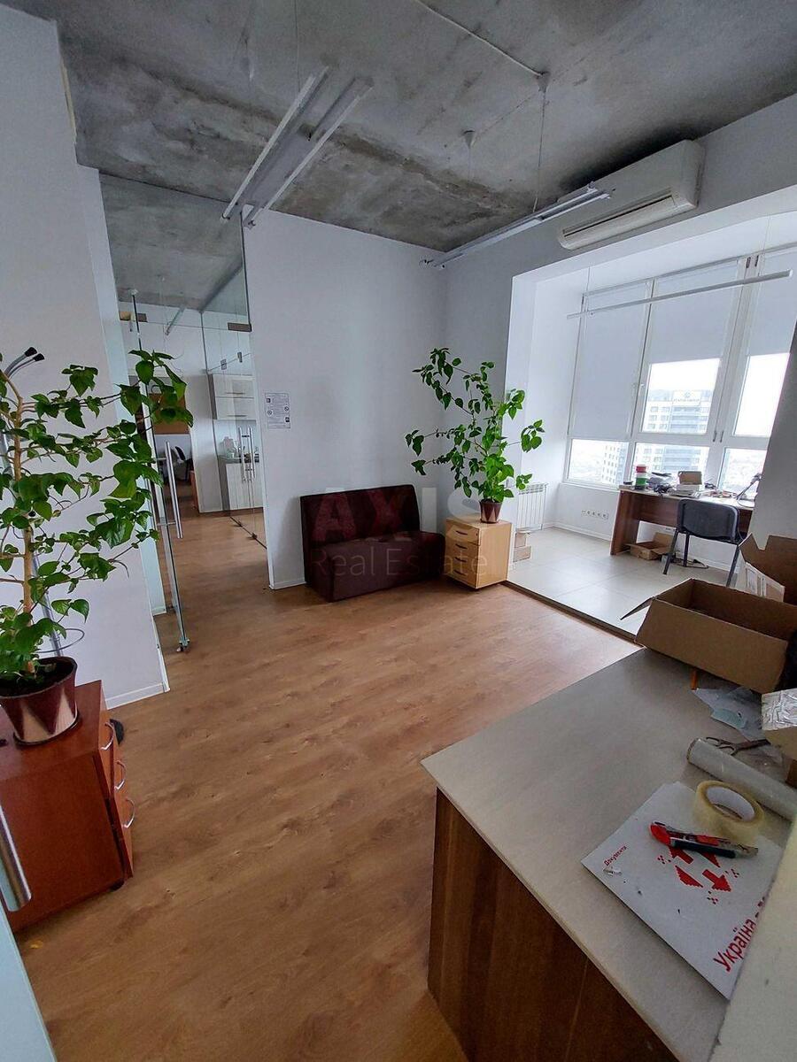 Офис наб. Днепровская 14В, 60м2
