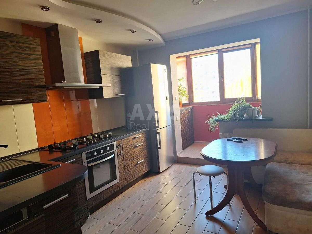 3k apartment vul. Puljuja Ivana 1625590