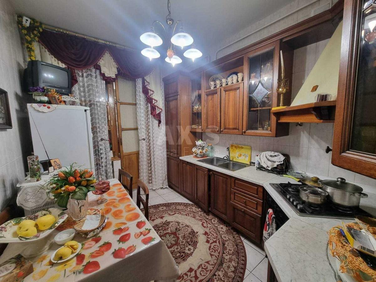 3k apartment vul. Vasyl'kivs'ka 7/75