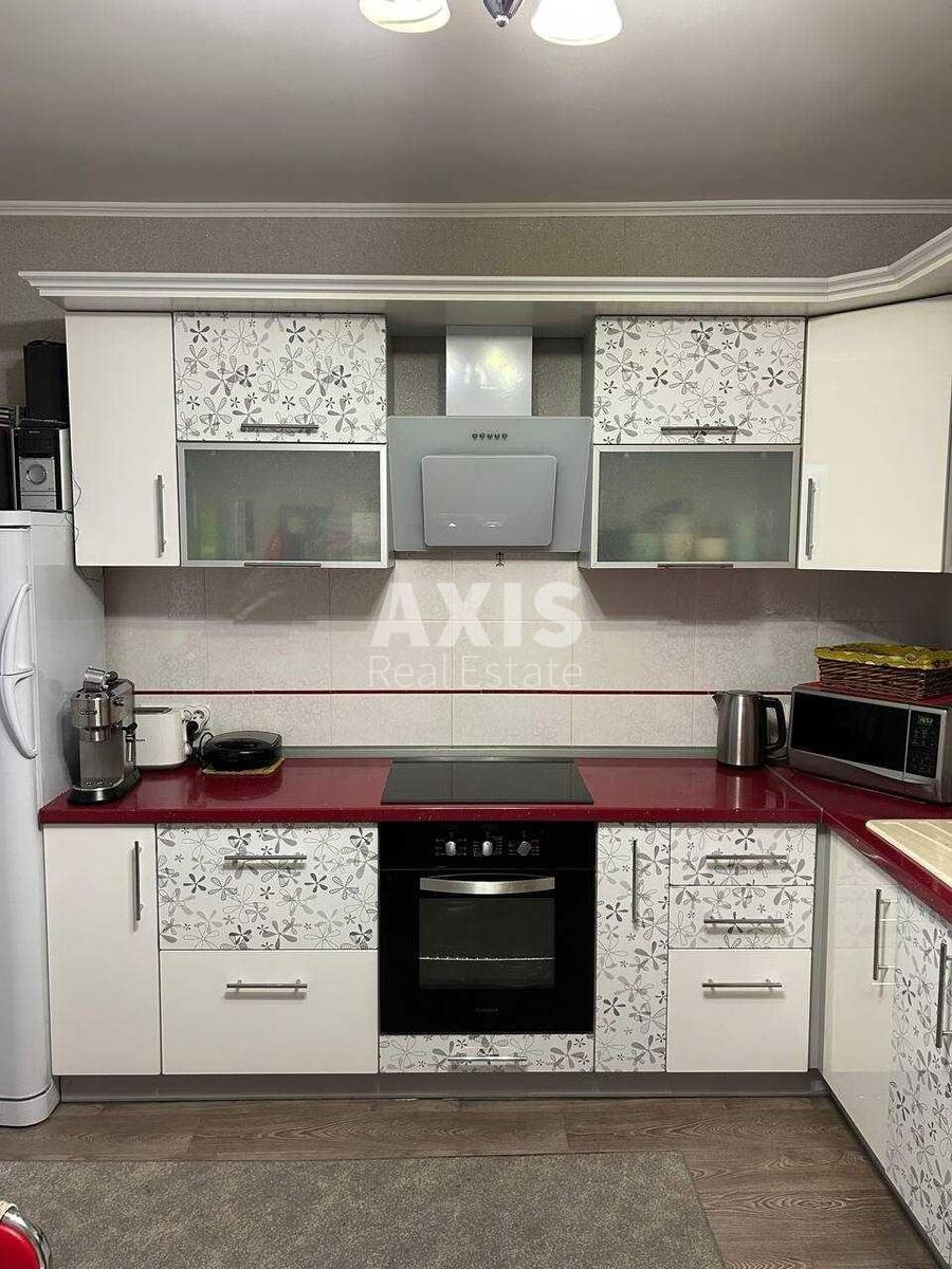 2k apartment vul. Bratstva tarasivtsiv 10