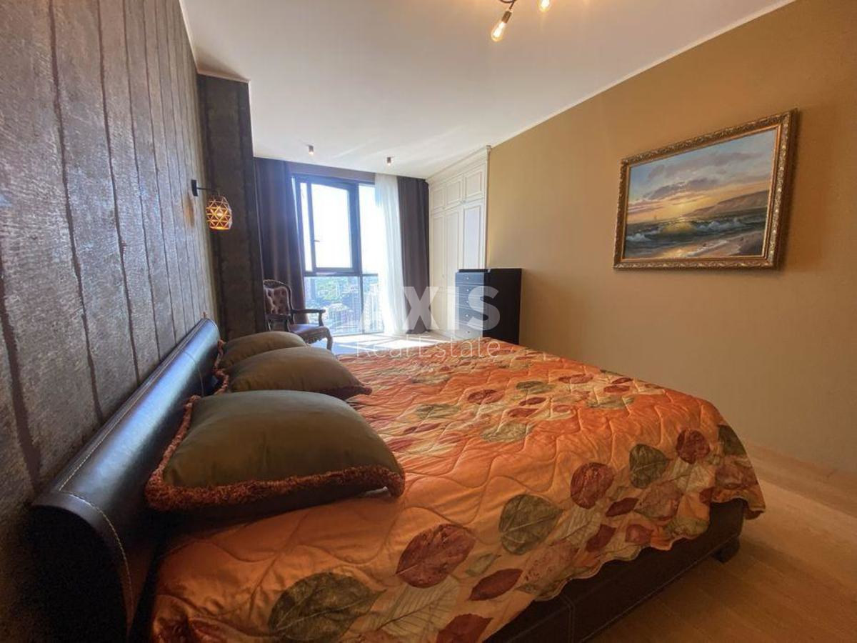 3k apartment vul. Dragomyrova Myhajla 4в13