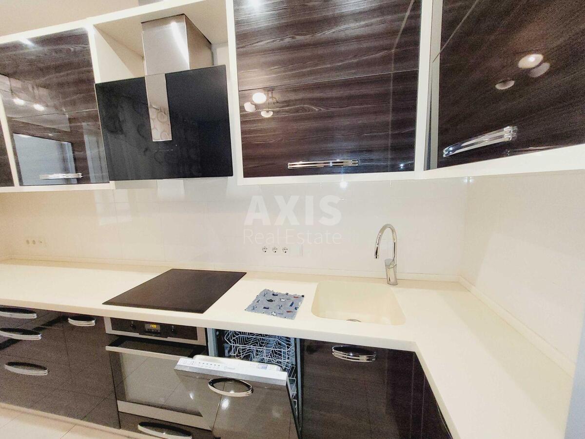 2k apartment vul. Chavdar Jelyzavety 1
