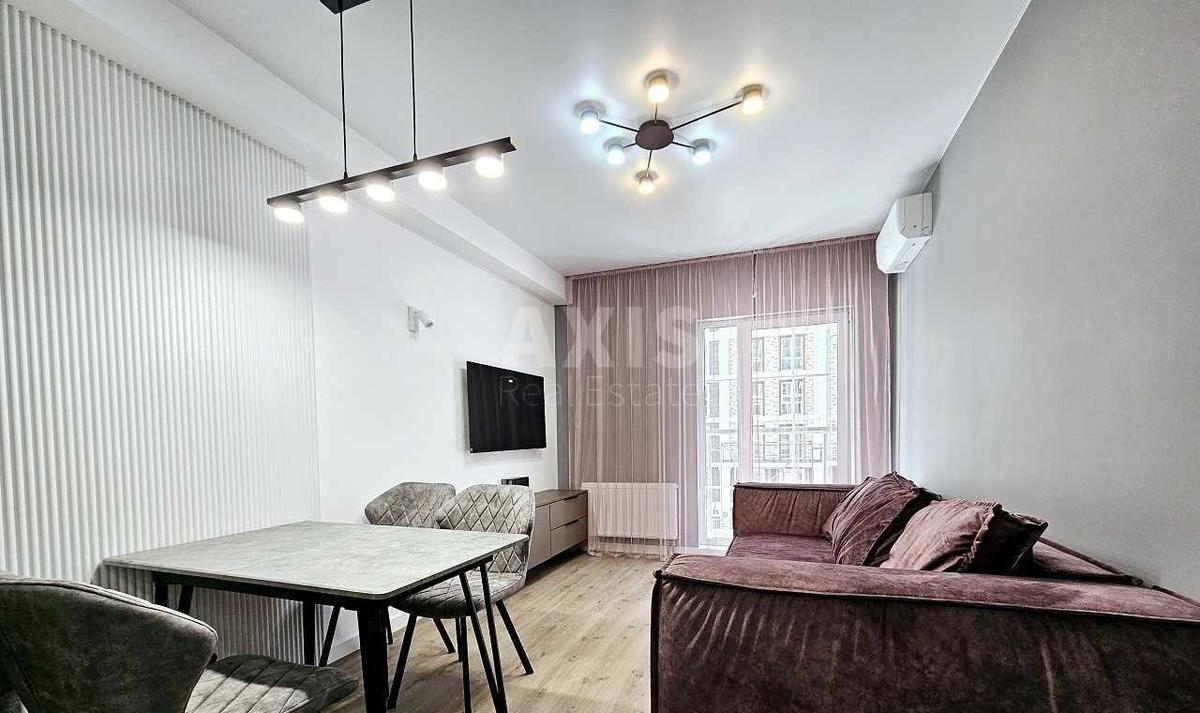 1k apartment vul. Myhajla Maksymovycha 242