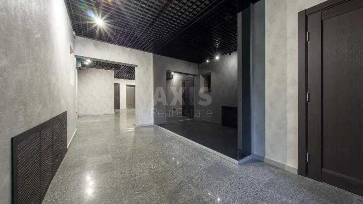 Office vul. Vozdvyzhens'ka 48, 257m29