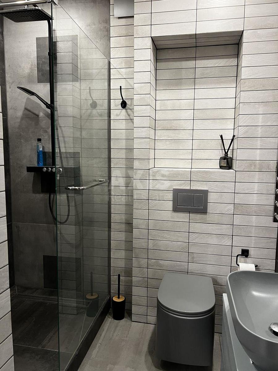 3k apartment vul. Lypkivs'kogo Vasylja Mytropolyta 37Б7
