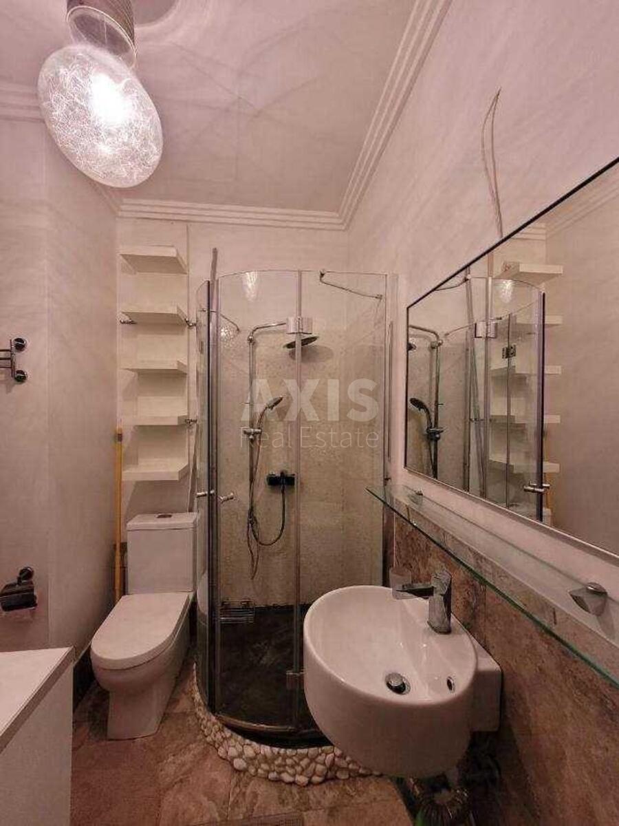 3k apartment vul. Olegivs'ka 44А4