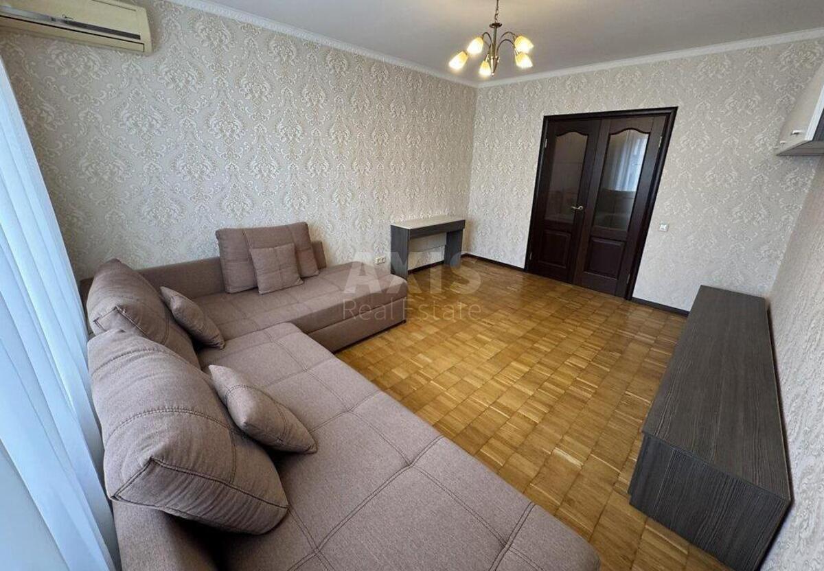2k apartment vul. Avtozavods'ka 811