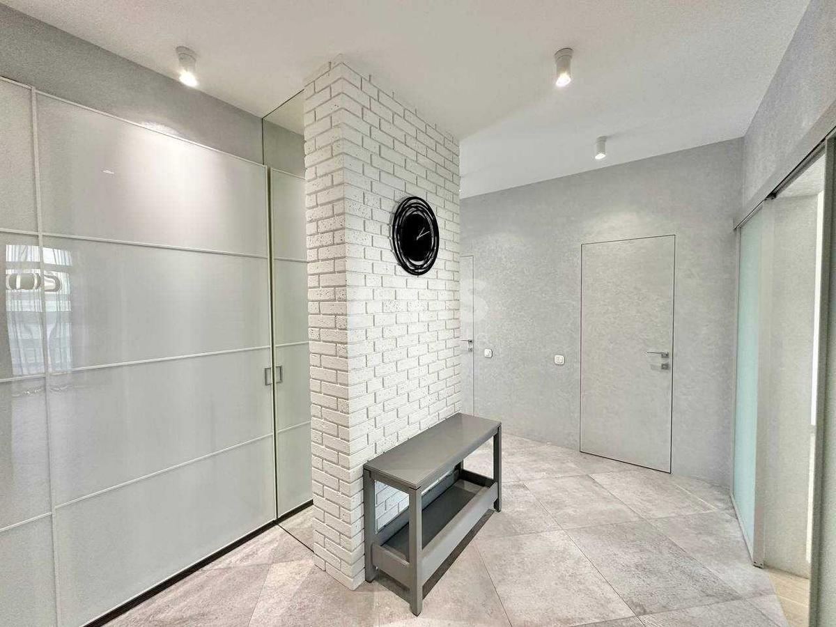 3k apartment doroga Naberezhno-Rybal's'ka 34