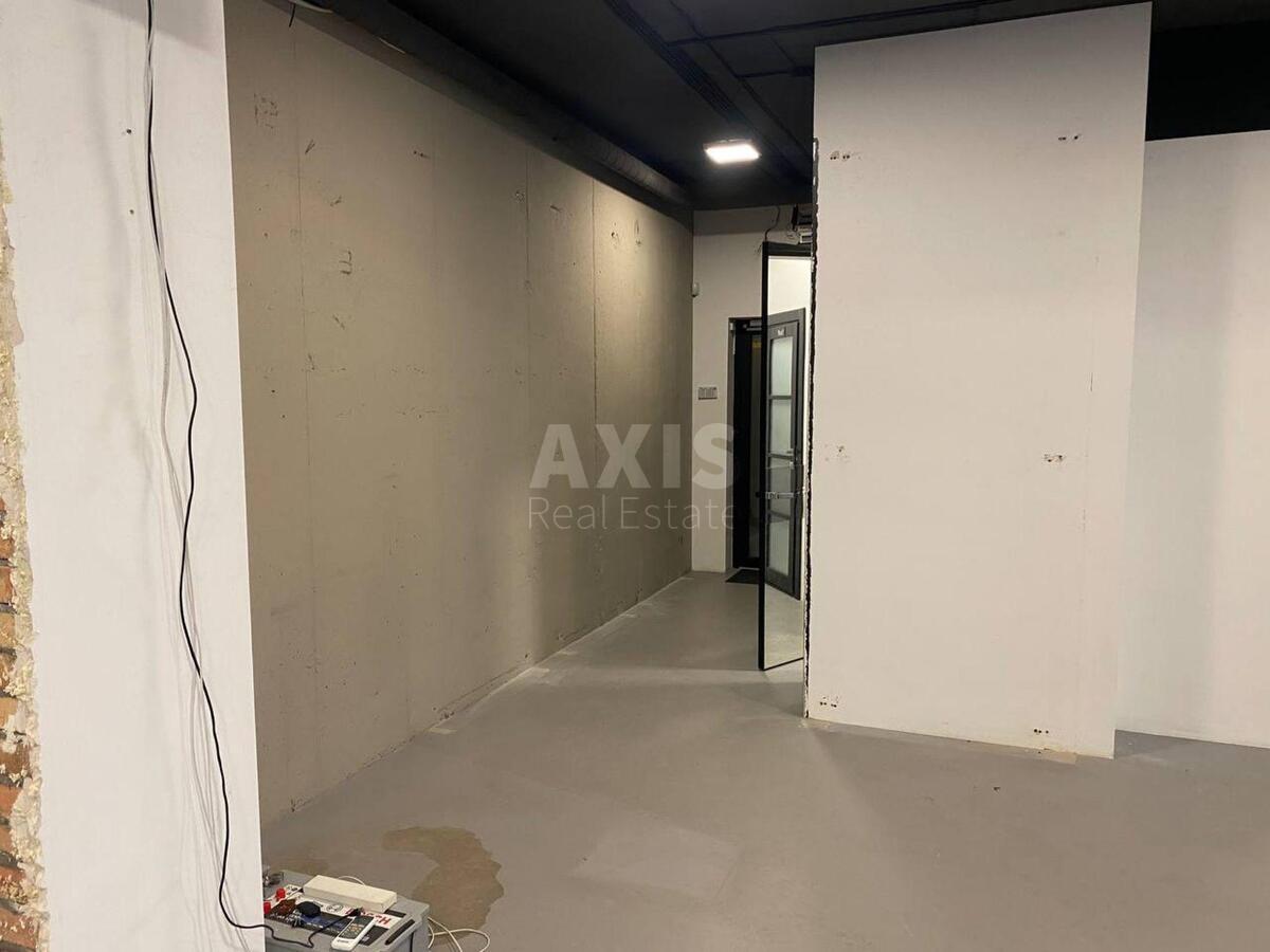 Office vul. Kudri Ivana 26, 149m24