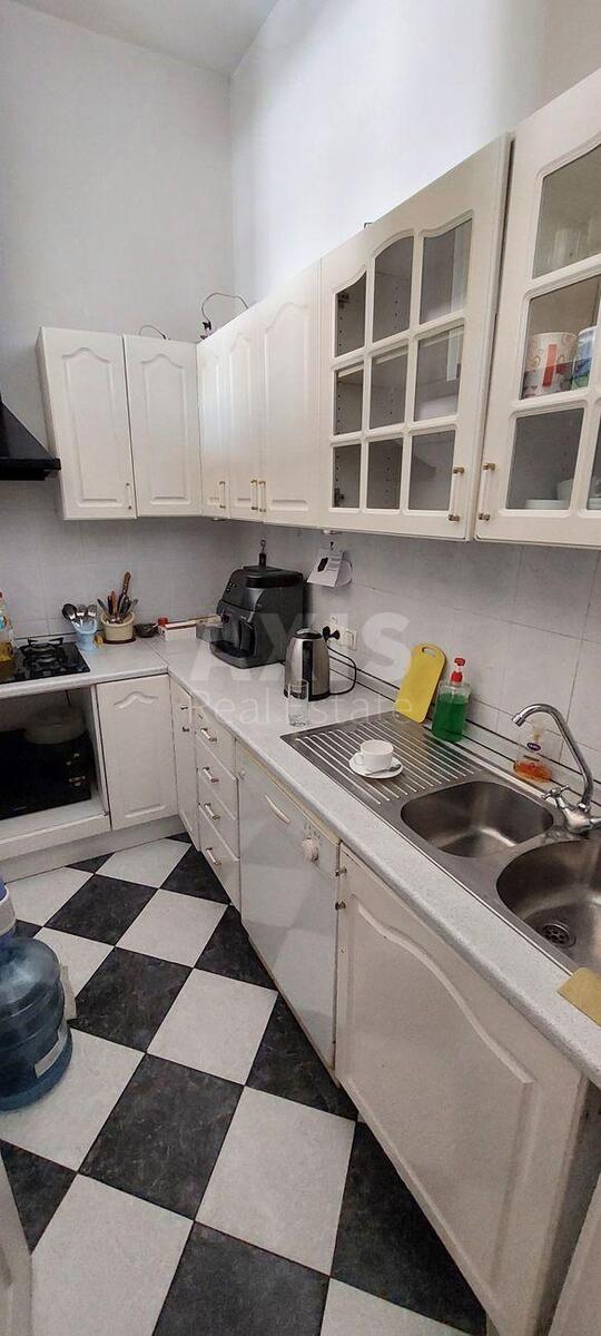 Office pl. Bessarabs'ka 2, 161m2567793