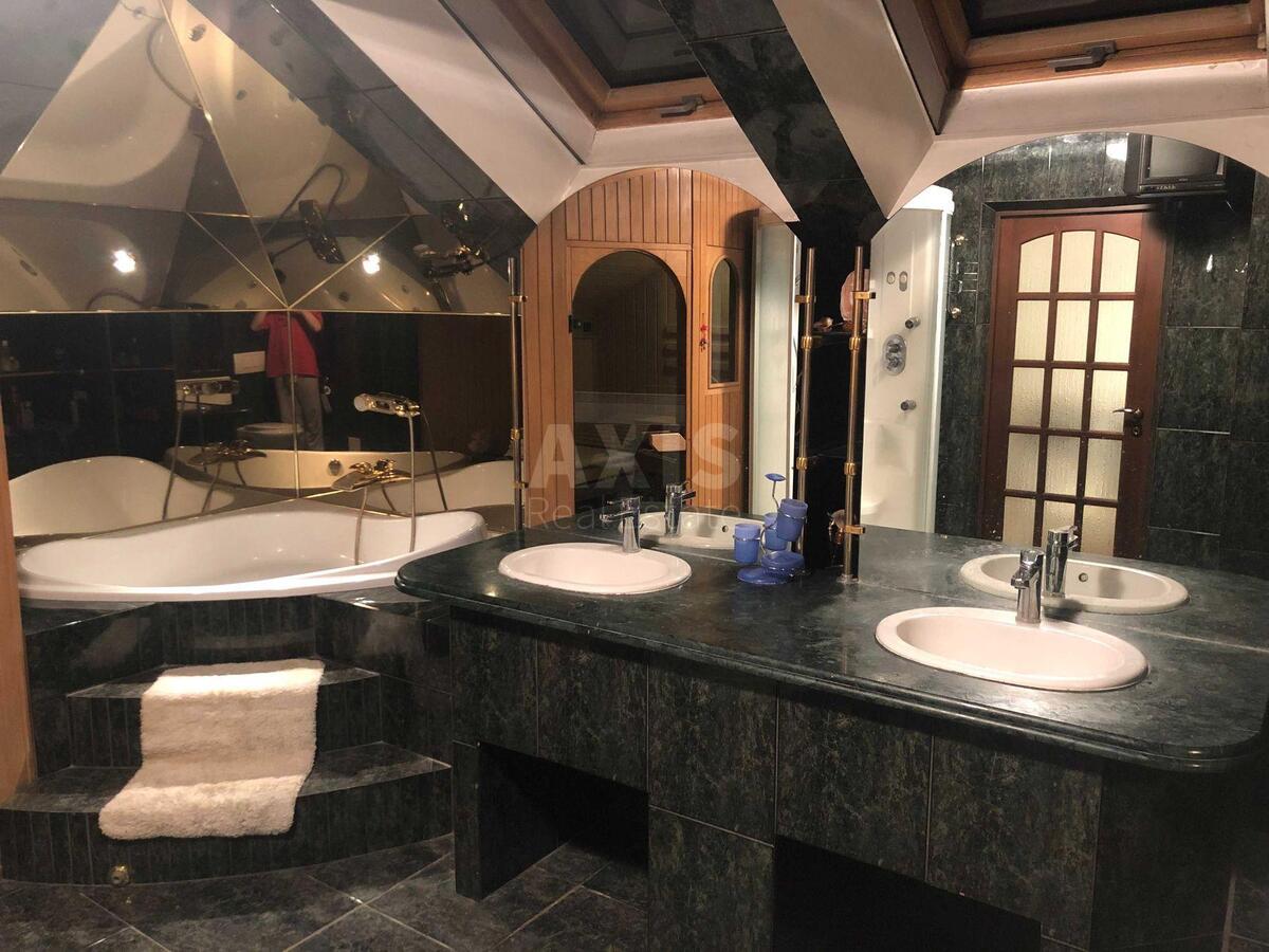 5k apartment vul. Bilorus'ka 55826316